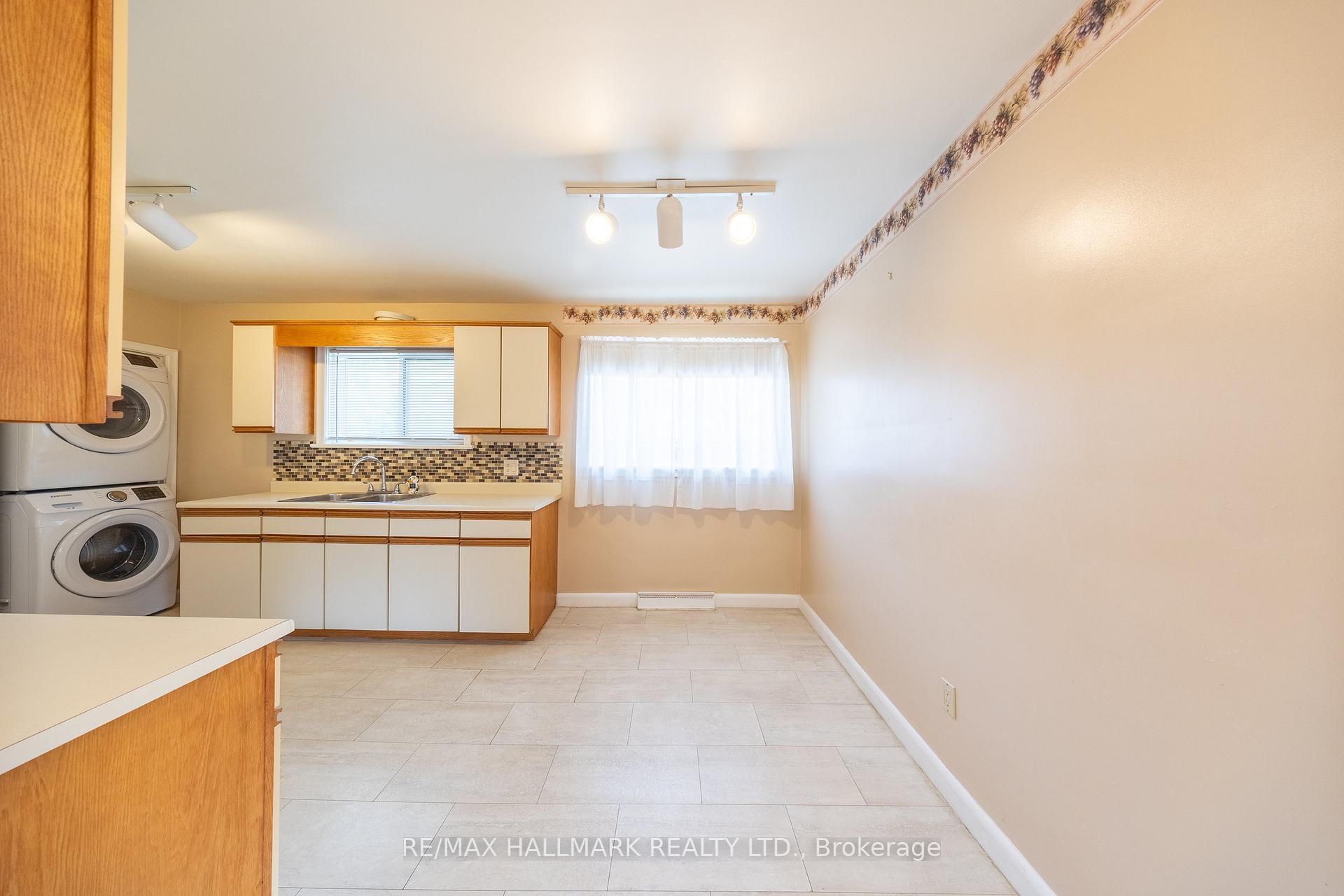 Photo 7 of Unit Main, 415 Stevenson Road N, Oshawa, McLaughlin — HOMEH