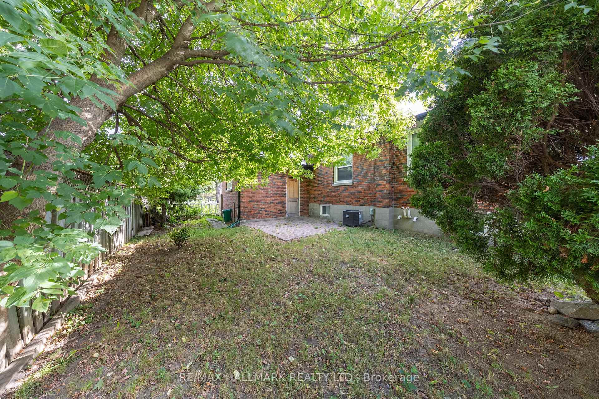 Photo 15 of Unit Main, 415 Stevenson Road N, Oshawa, McLaughlin — HOMEH