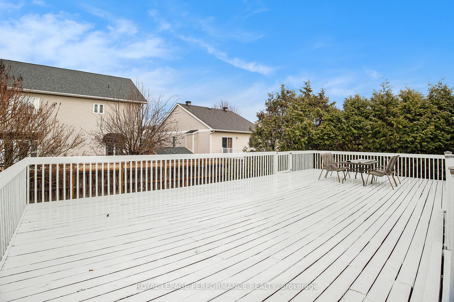 Photo 25 of 2563 Page Road, Ottawa, Chapel Hill South - Orleans Village — HOMEH