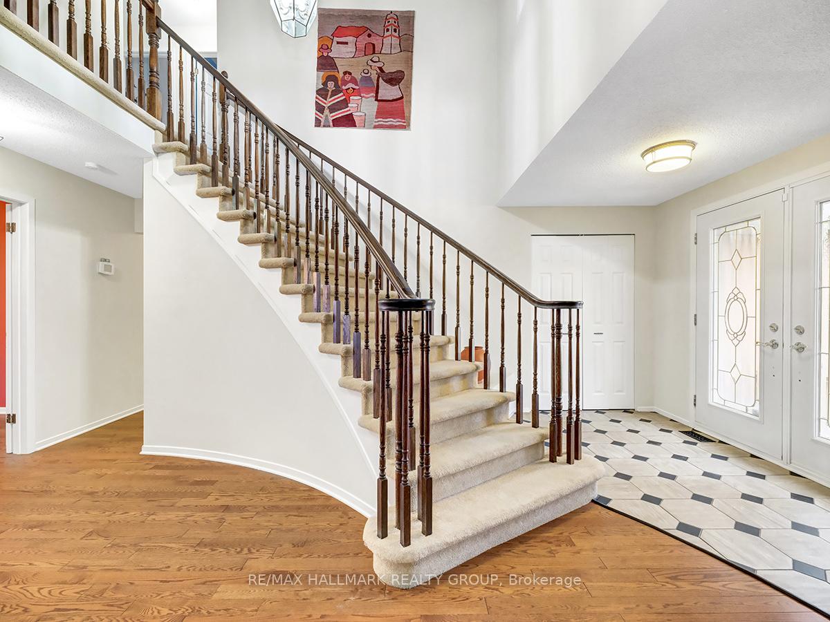 Photo 2 of 6120 Voyageur Drive, Ottawa, Convent Glen — HOMEH