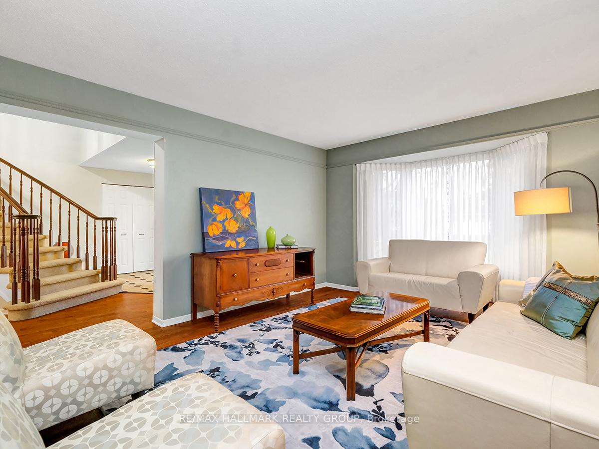 Photo 5 of 6120 Voyageur Drive, Ottawa, Convent Glen — HOMEH