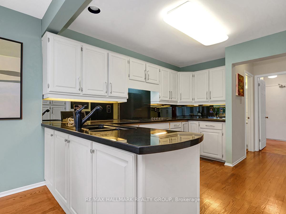 Photo 9 of 6120 Voyageur Drive, Ottawa, Convent Glen — HOMEH