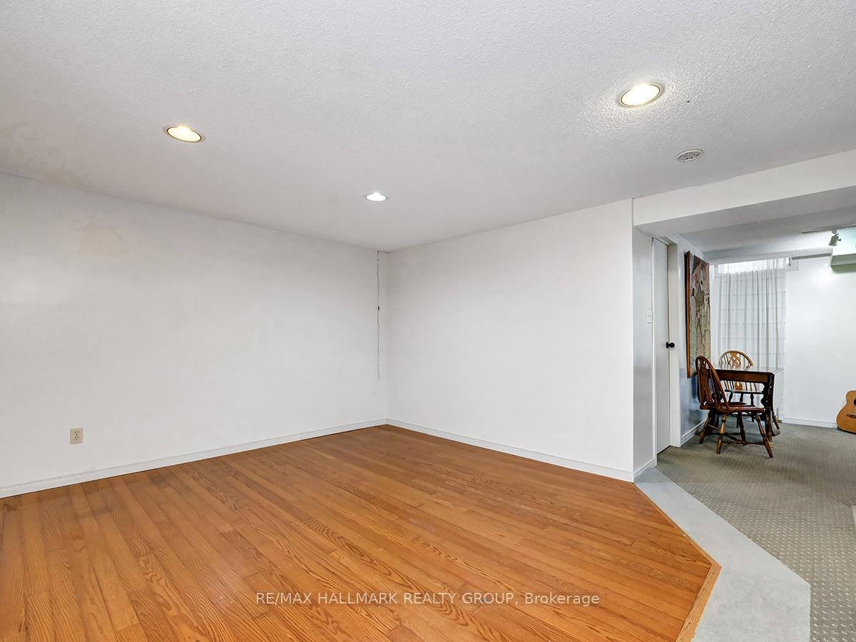 Photo 31 of 6120 Voyageur Drive, Ottawa, Convent Glen — HOMEH