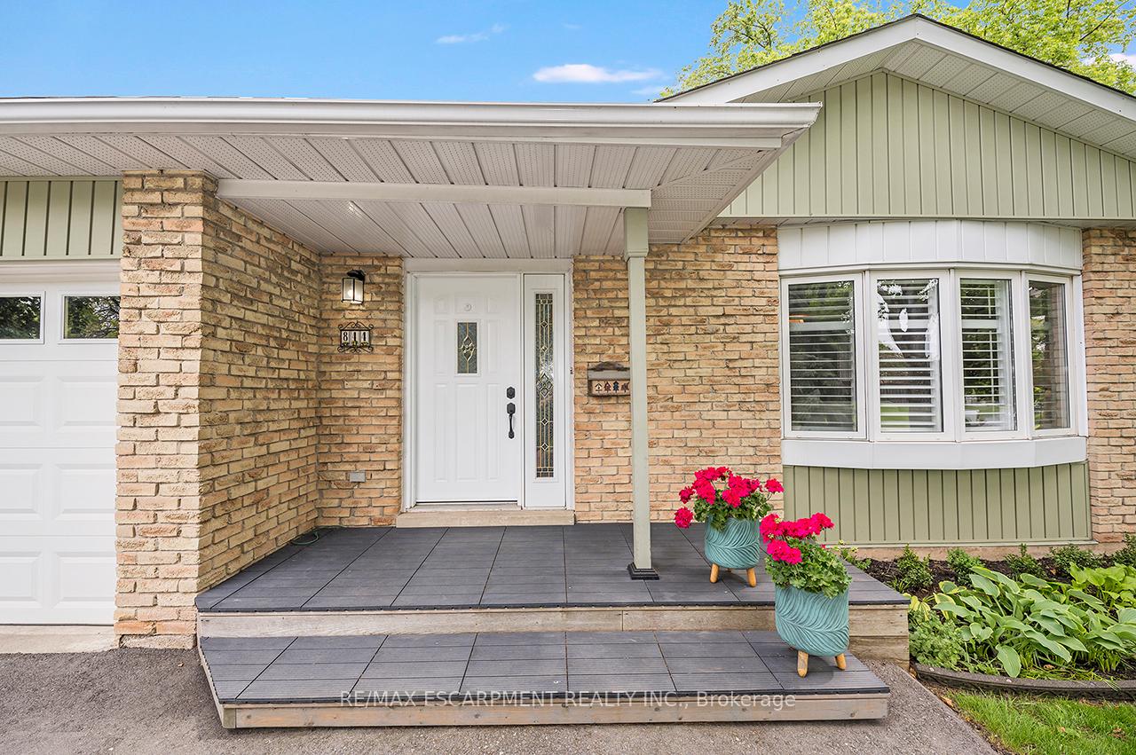 Photo 2 of 844 Hemlock Drive, Milton, Dorset Park — HOMEH