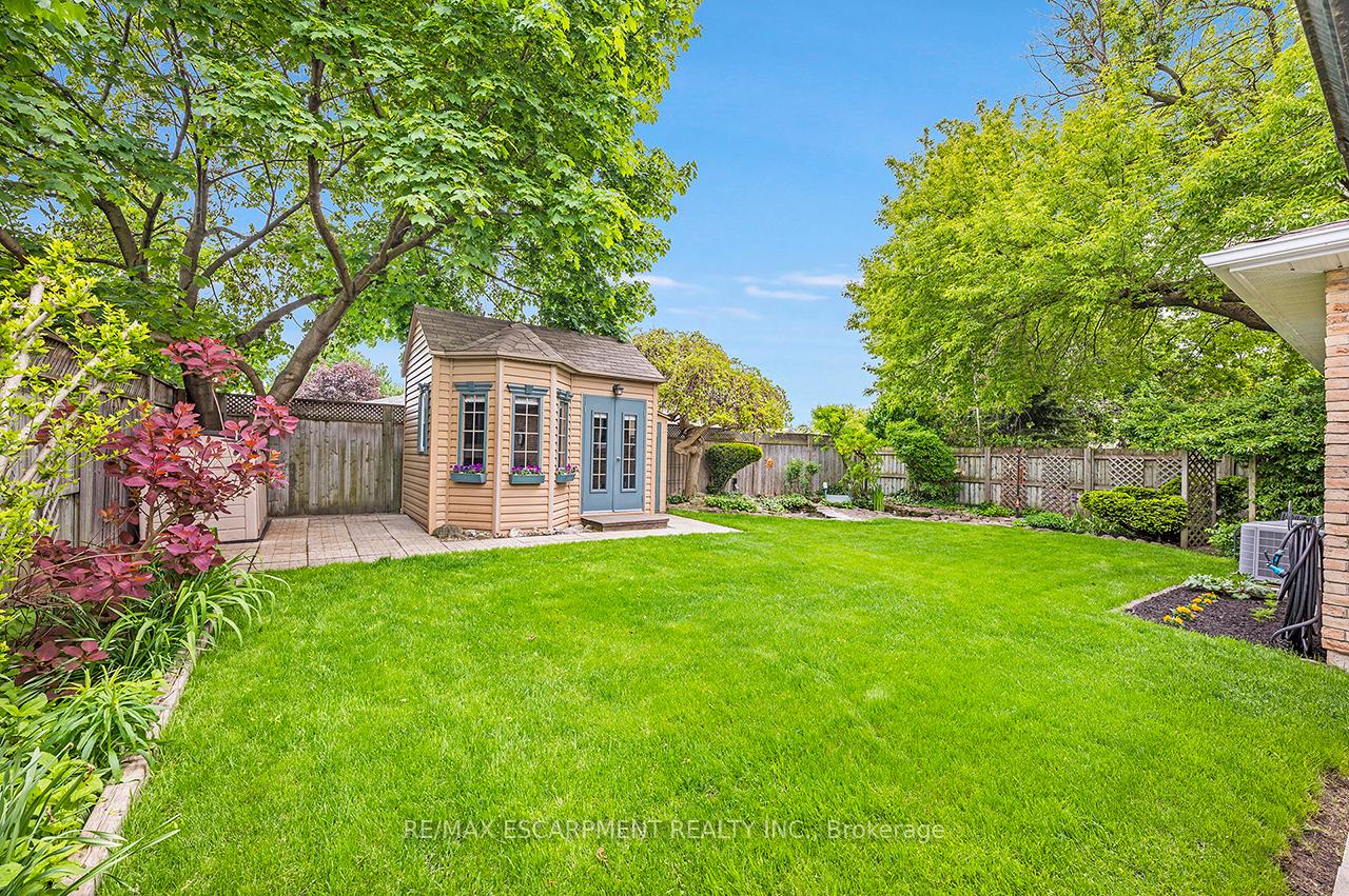 Photo 5 of 844 Hemlock Drive, Milton, Dorset Park — HOMEH