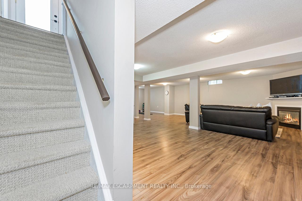 Photo 26 of 844 Hemlock Drive, Milton, Dorset Park — HOMEH