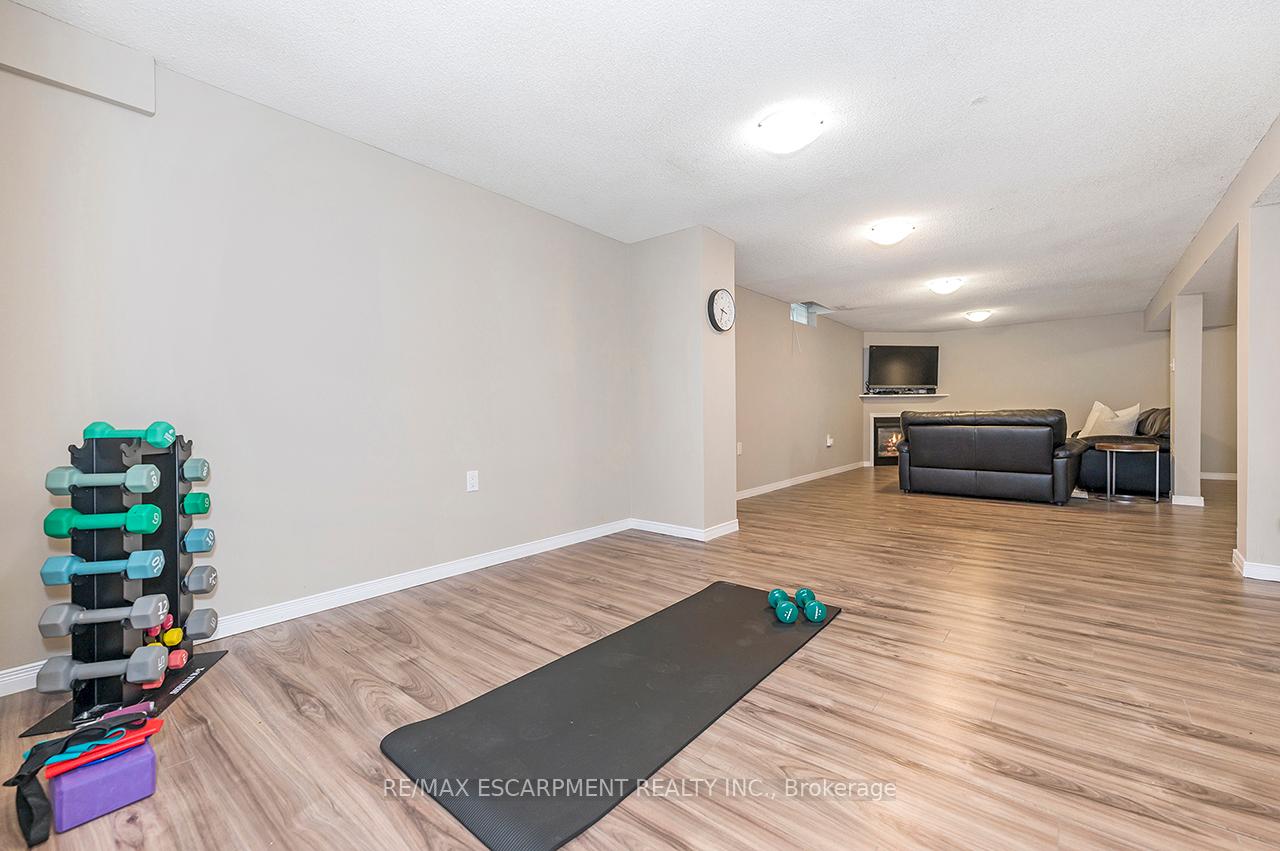 Photo 14 of 844 Hemlock Drive, Milton, Dorset Park — HOMEH