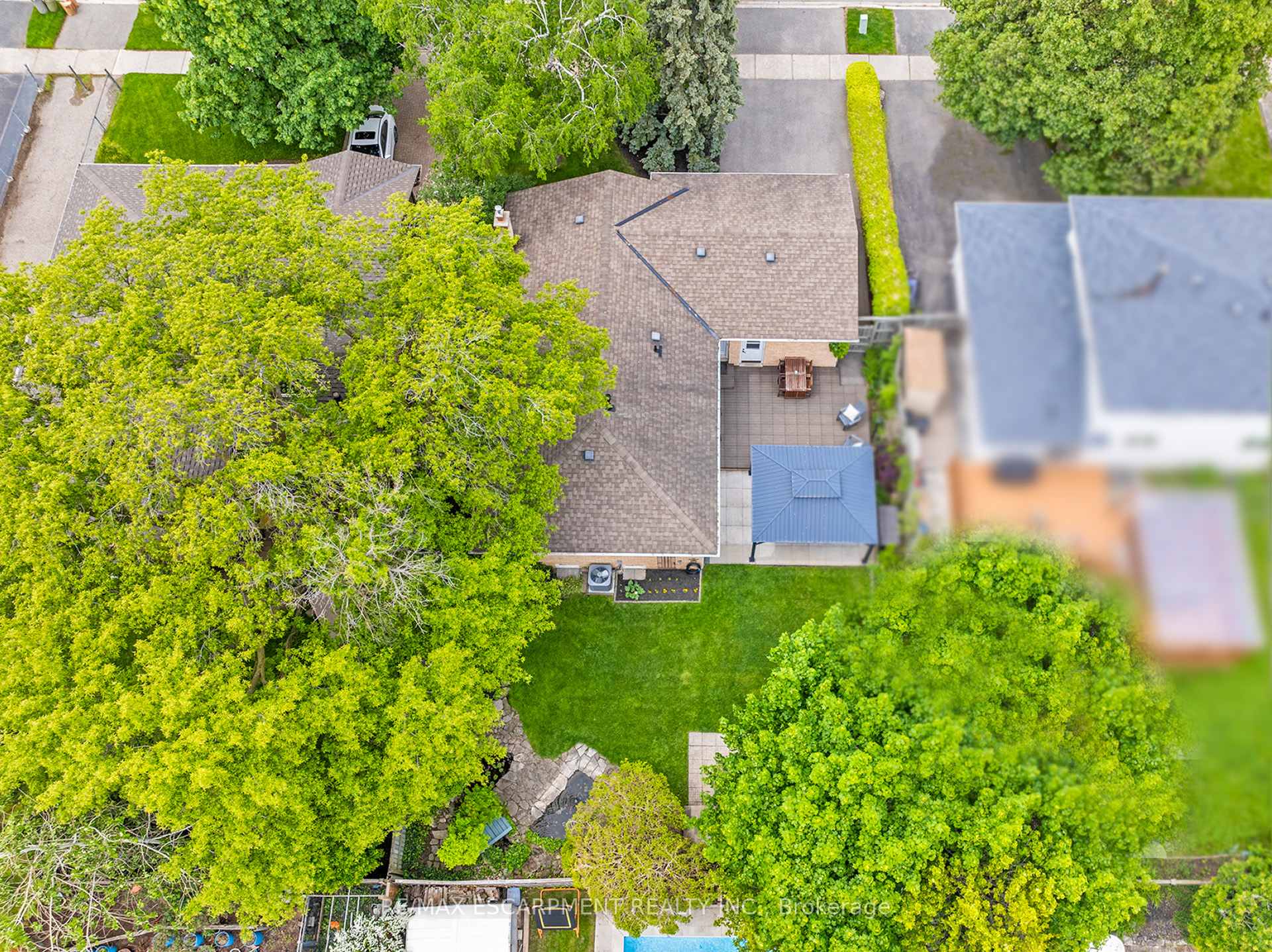 Photo 33 of 844 Hemlock Drive, Milton, Dorset Park — HOMEH