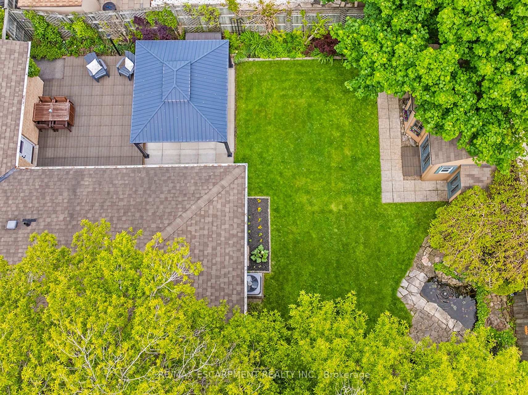 Photo 43 of 844 Hemlock Drive, Milton, Dorset Park — HOMEH