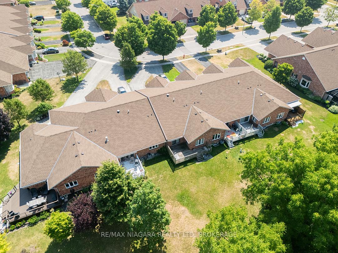 Photo 26 of 38 Maple Street, Port Colborne, Sugarloaf — HOMEH