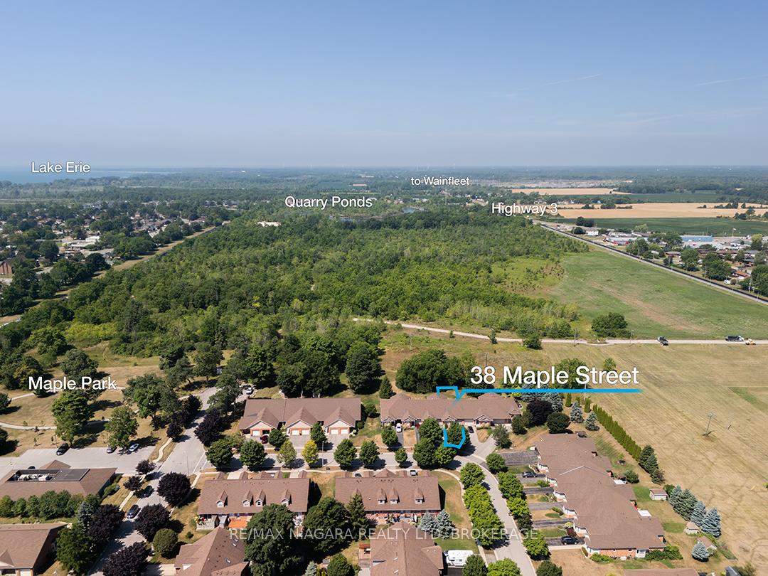 Photo 28 of 38 Maple Street, Port Colborne, Sugarloaf — HOMEH