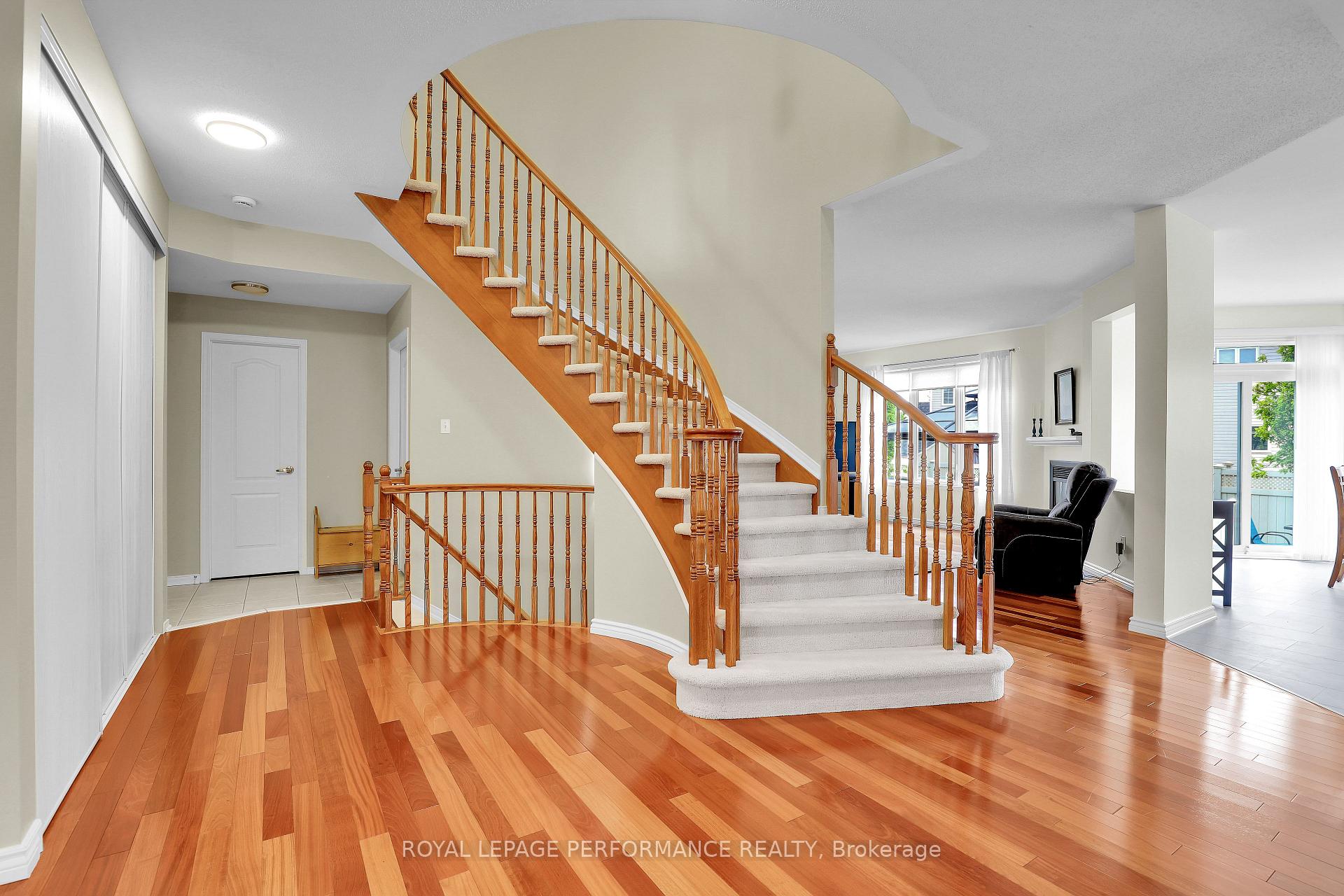 Photo 22 of 765 Schubert Circle, Ottawa, Avalon East — HOMEH