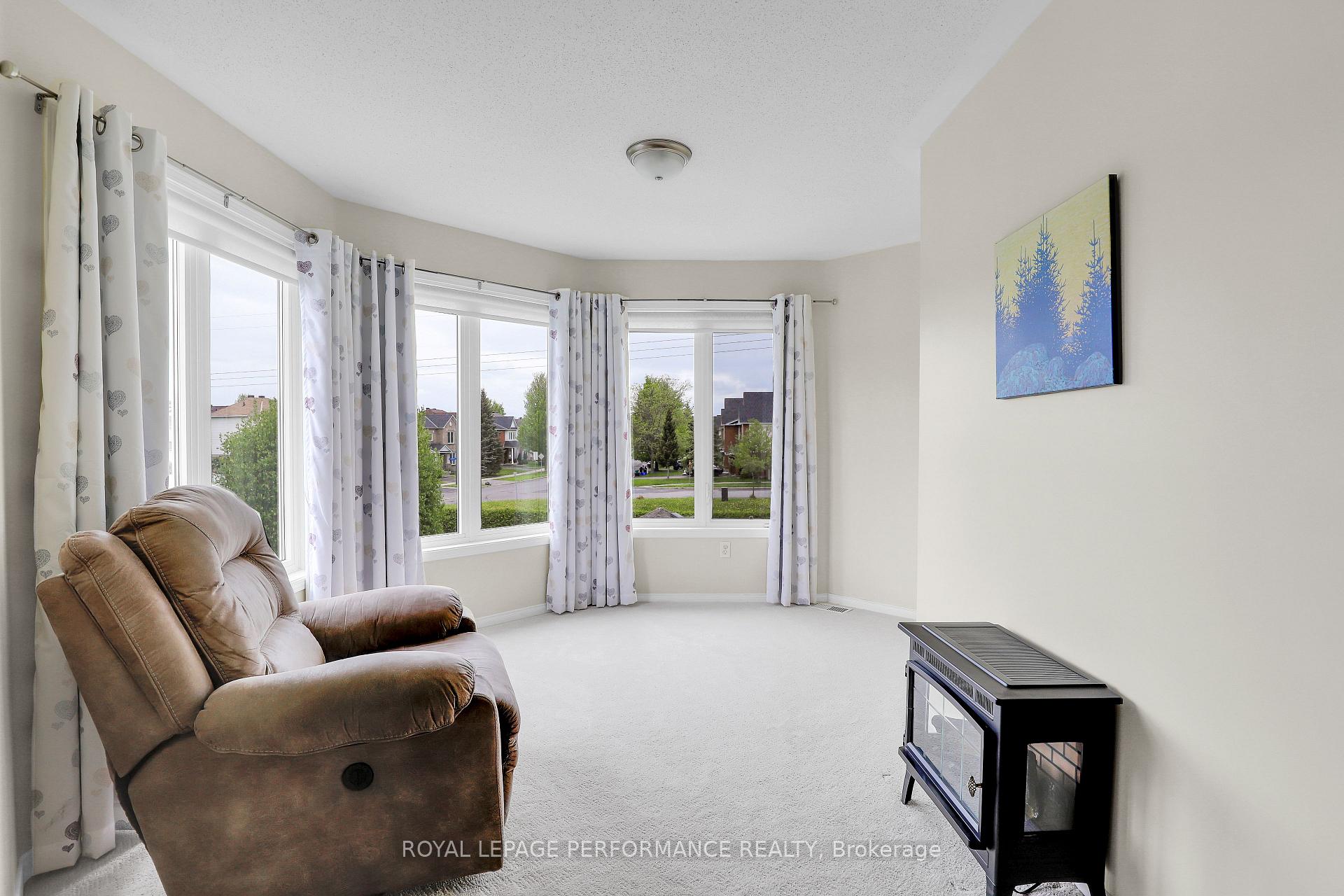 Photo 29 of 765 Schubert Circle, Ottawa, Avalon East — HOMEH
