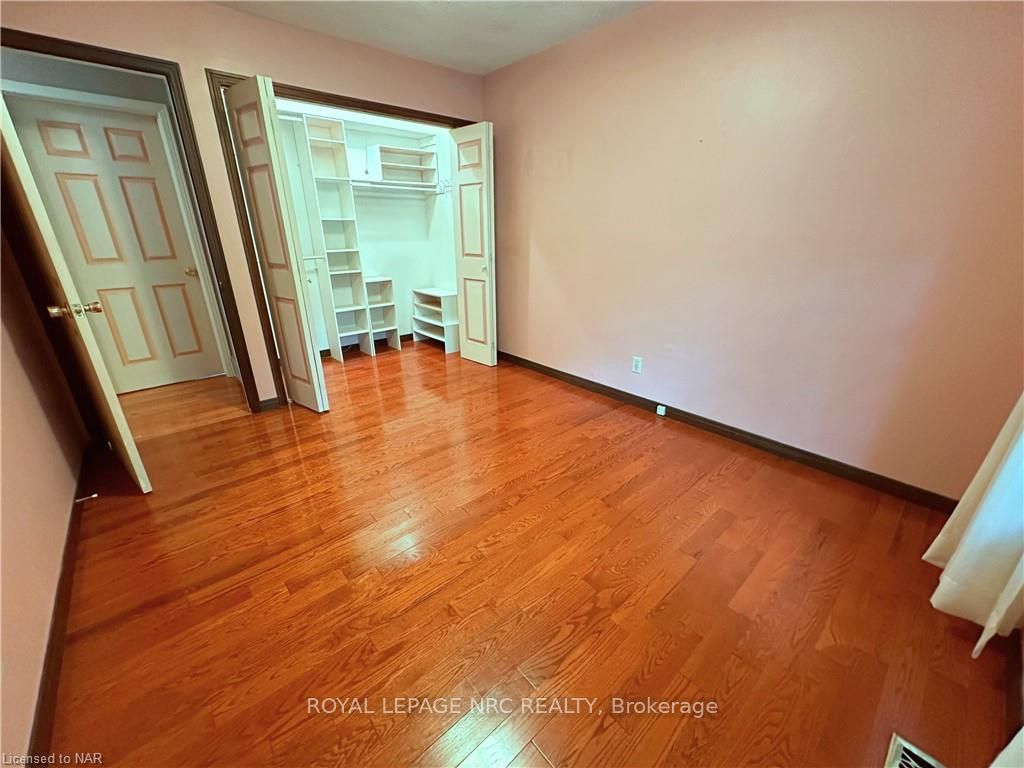 Photo 32 of 4 Fallingbrook Drive, Pelham, Fonthill — HOMEH