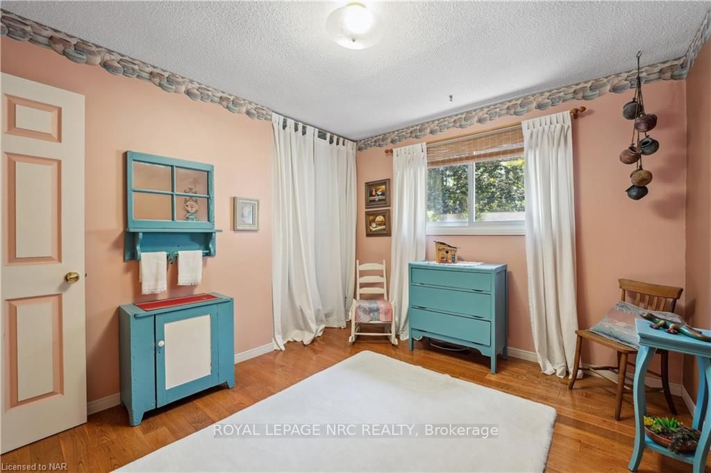 Photo 33 of 4 Fallingbrook Drive, Pelham, Fonthill — HOMEH