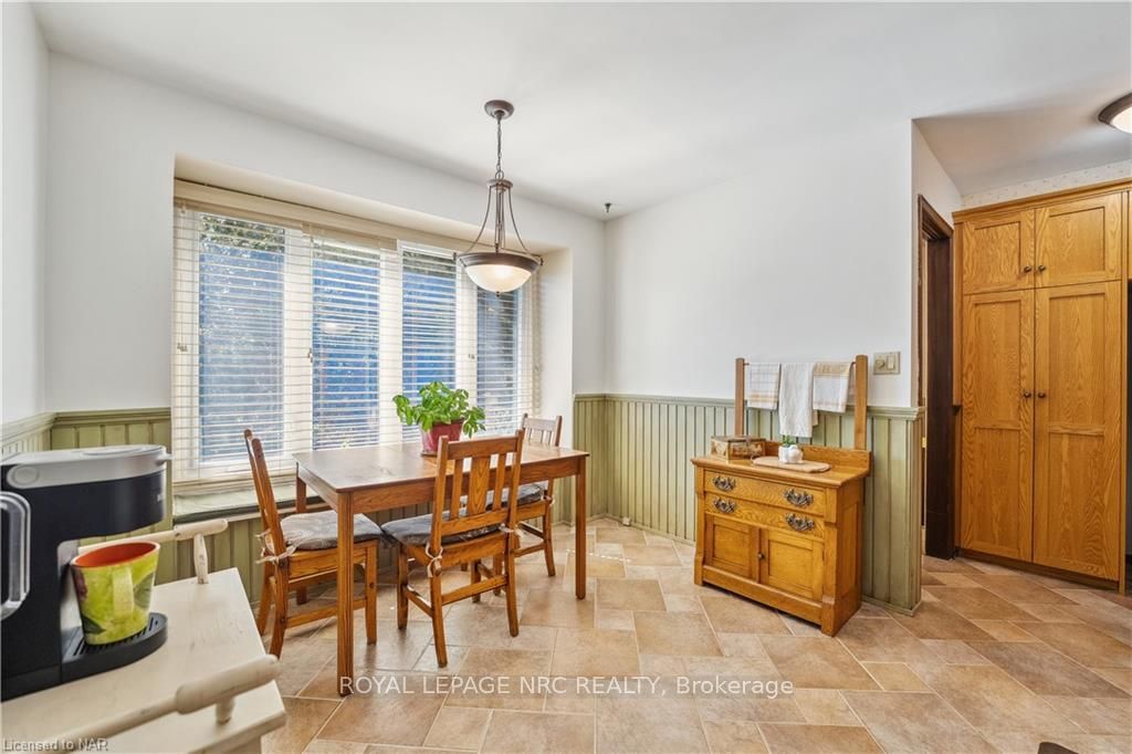 Photo 22 of 4 Fallingbrook Drive, Pelham, Fonthill — HOMEH