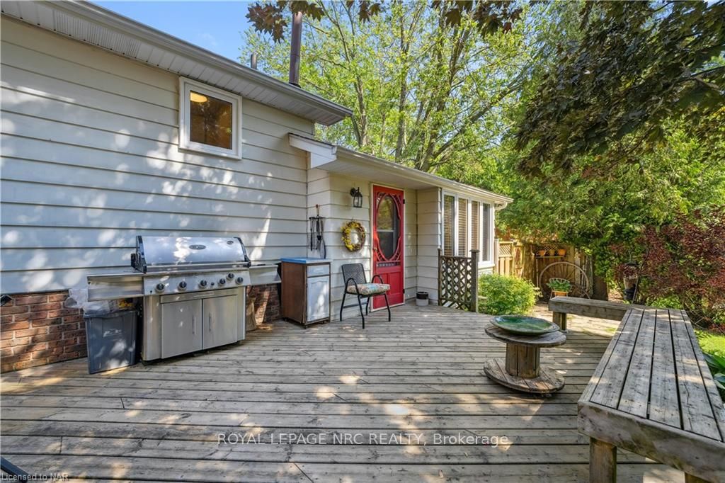 Photo 9 of 4 Fallingbrook Drive, Pelham, Fonthill — HOMEH
