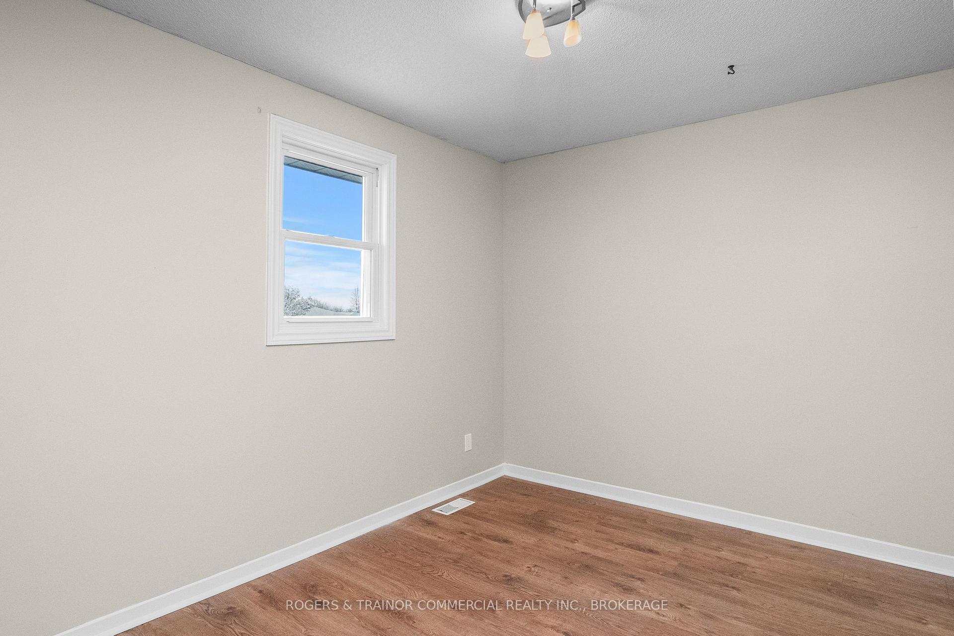 Photo 21 of 301 Melanie Avenue, Kingston, East Gardiners Rd — HOMEH