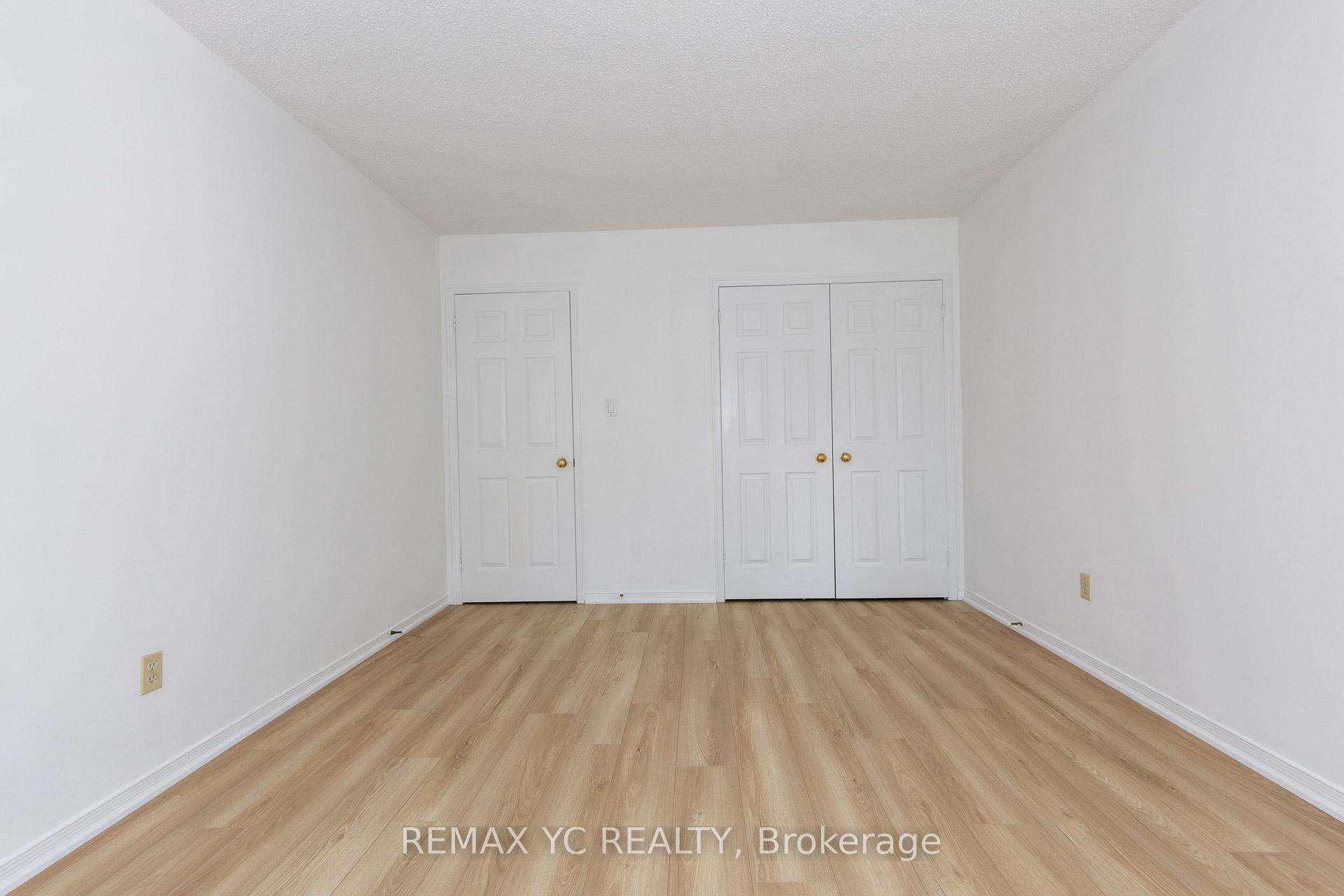 Photo 8 of 896 Darwin Drive, Pickering, Dunbarton — HOMEH