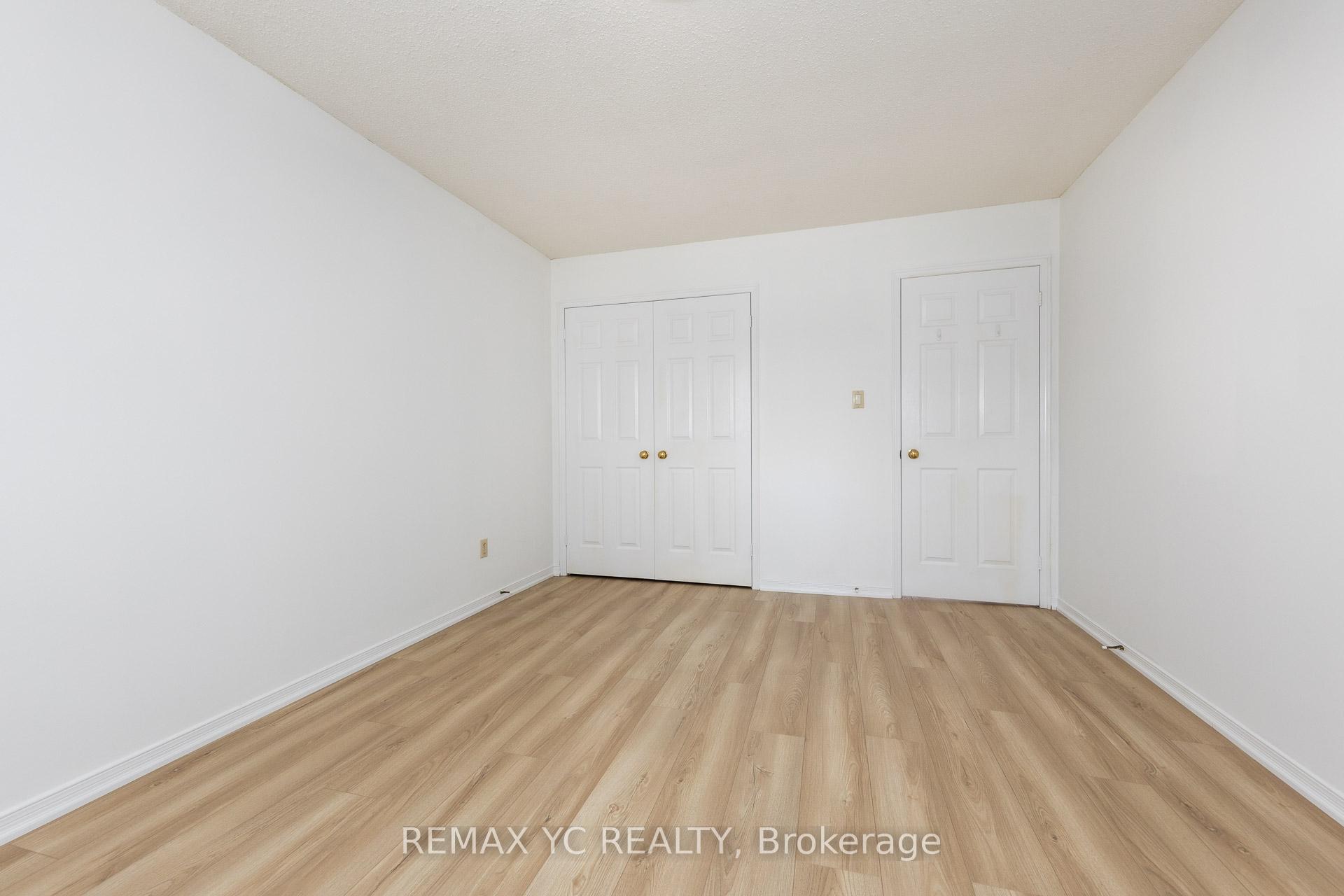 Photo 12 of 896 Darwin Drive, Pickering, Dunbarton — HOMEH