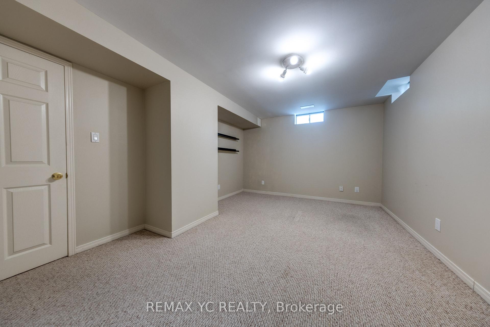 Photo 32 of 896 Darwin Drive, Pickering, Dunbarton — HOMEH