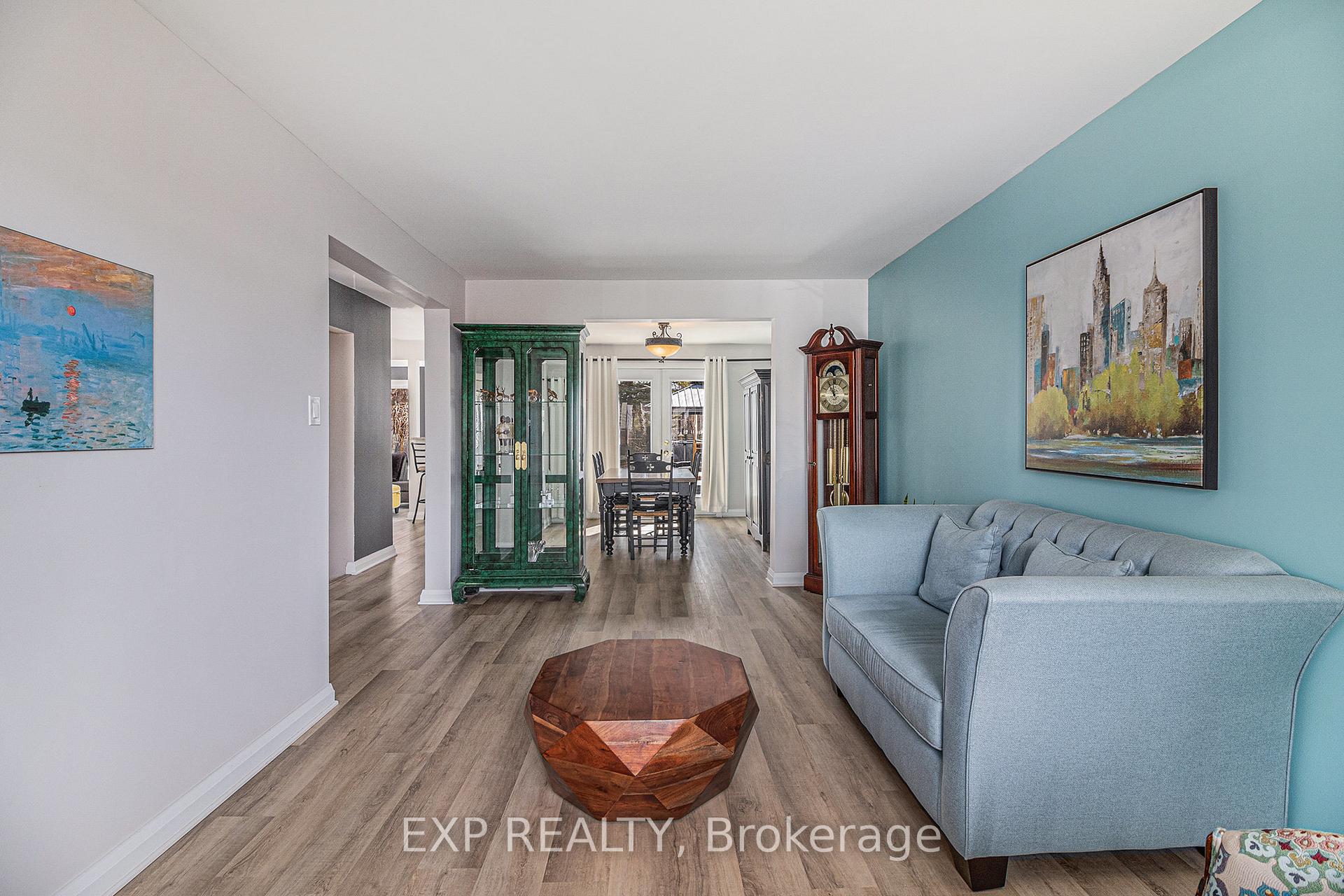 Photo 6 of 374 Mockingbird Drive, Ottawa, Chatelaine Village — HOMEH