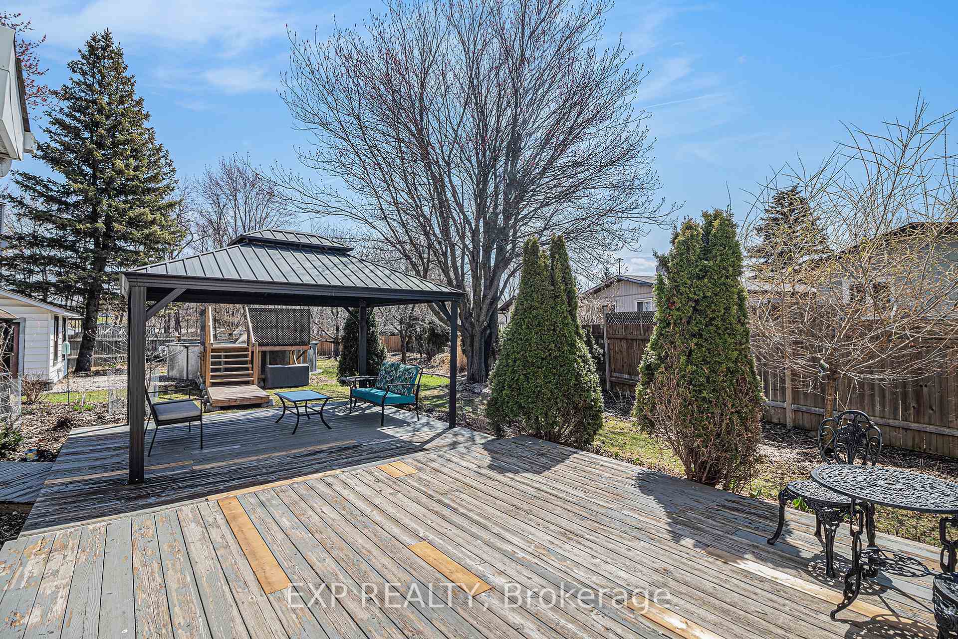 Photo 27 of 374 Mockingbird Drive, Ottawa, Chatelaine Village — HOMEH