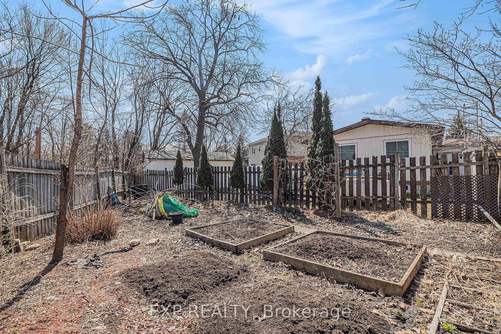 Photo 29 of 374 Mockingbird Drive, Ottawa, Chatelaine Village — HOMEH