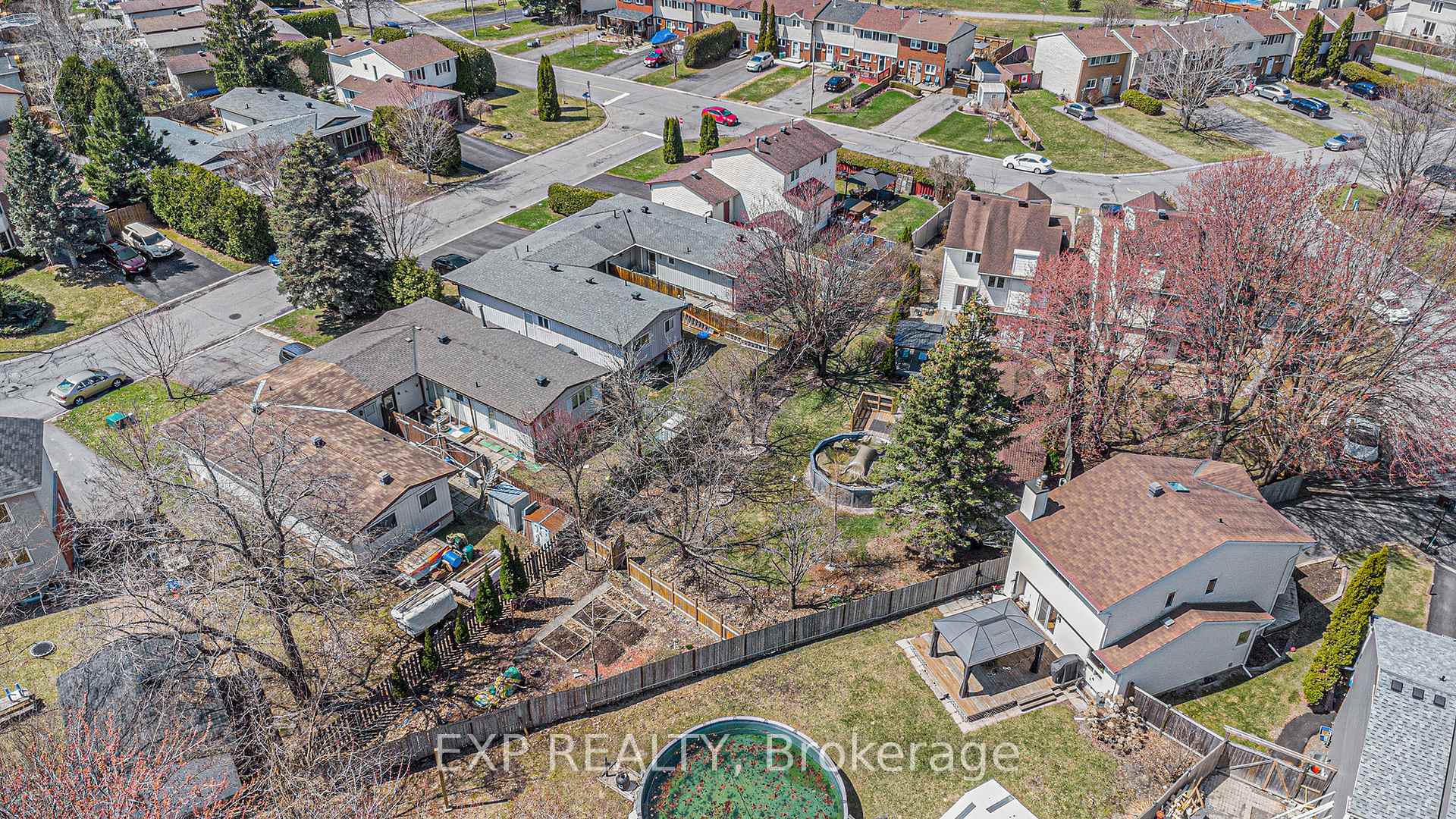 Photo 35 of 374 Mockingbird Drive, Ottawa, Chatelaine Village — HOMEH