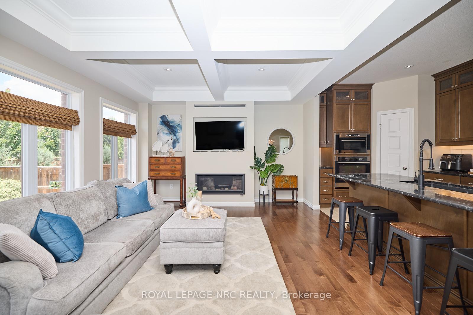 Photo 7 of 5 Abbott Place, Pelham, Fonthill — HOMEH