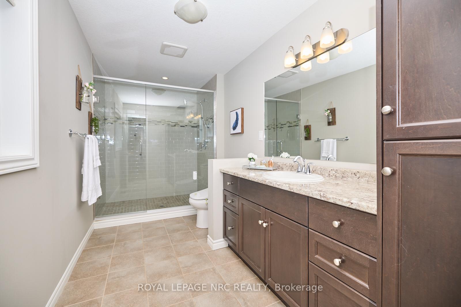 Photo 19 of 5 Abbott Place, Pelham, Fonthill — HOMEH