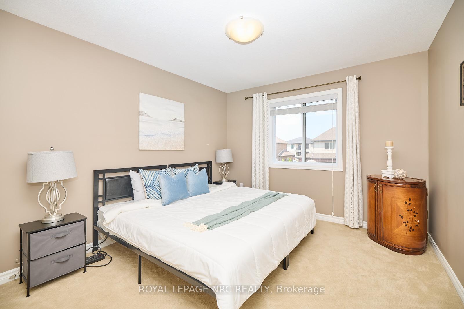 Photo 20 of 5 Abbott Place, Pelham, Fonthill — HOMEH