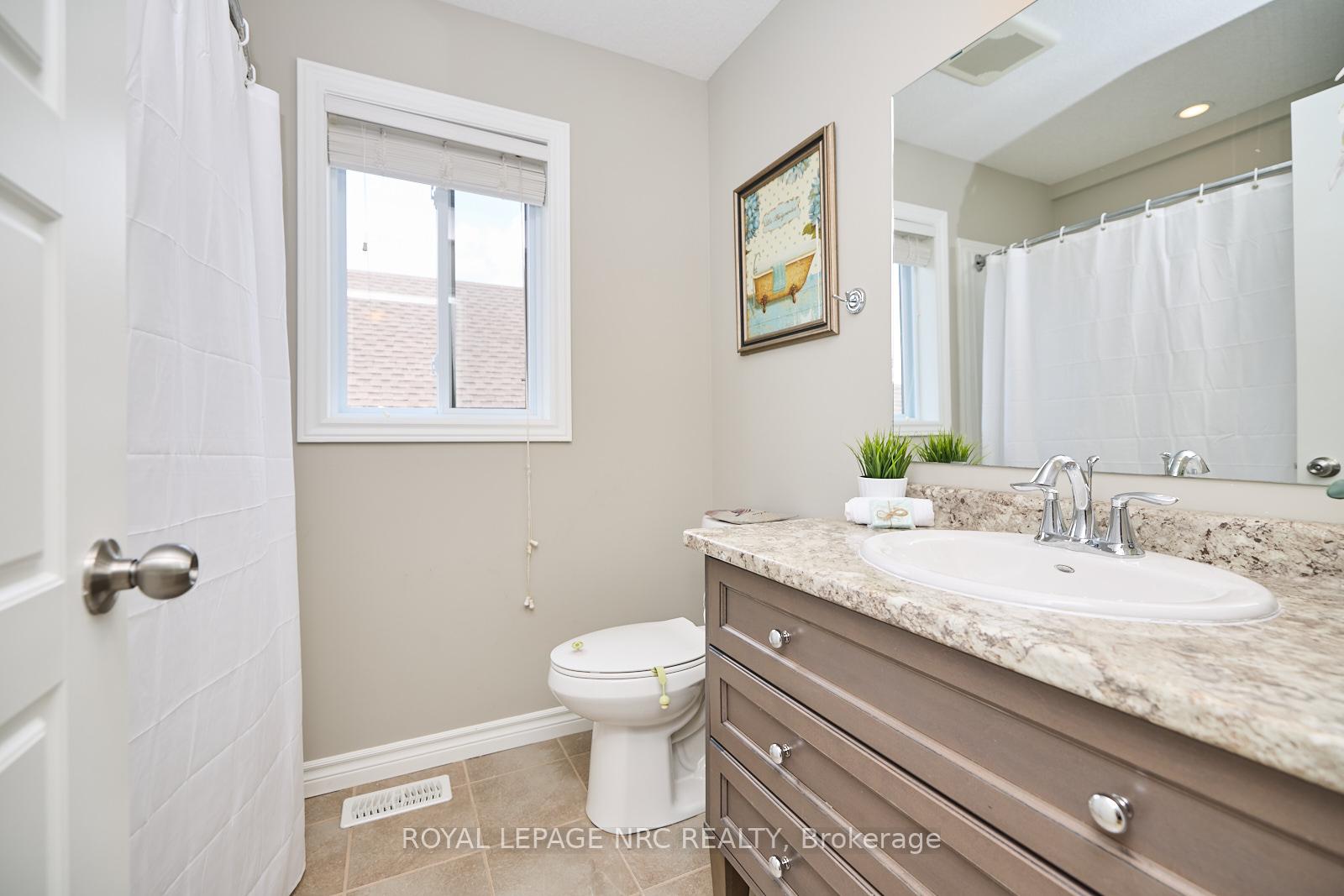 Photo 22 of 5 Abbott Place, Pelham, Fonthill — HOMEH