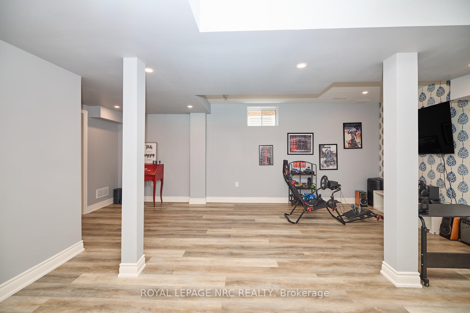 Photo 28 of 5 Abbott Place, Pelham, Fonthill — HOMEH