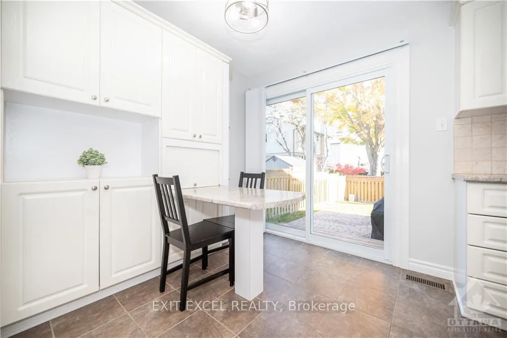 Photo 8 of 7858 Decarie Drive, Ottawa, Orleans Wood — HOMEH
