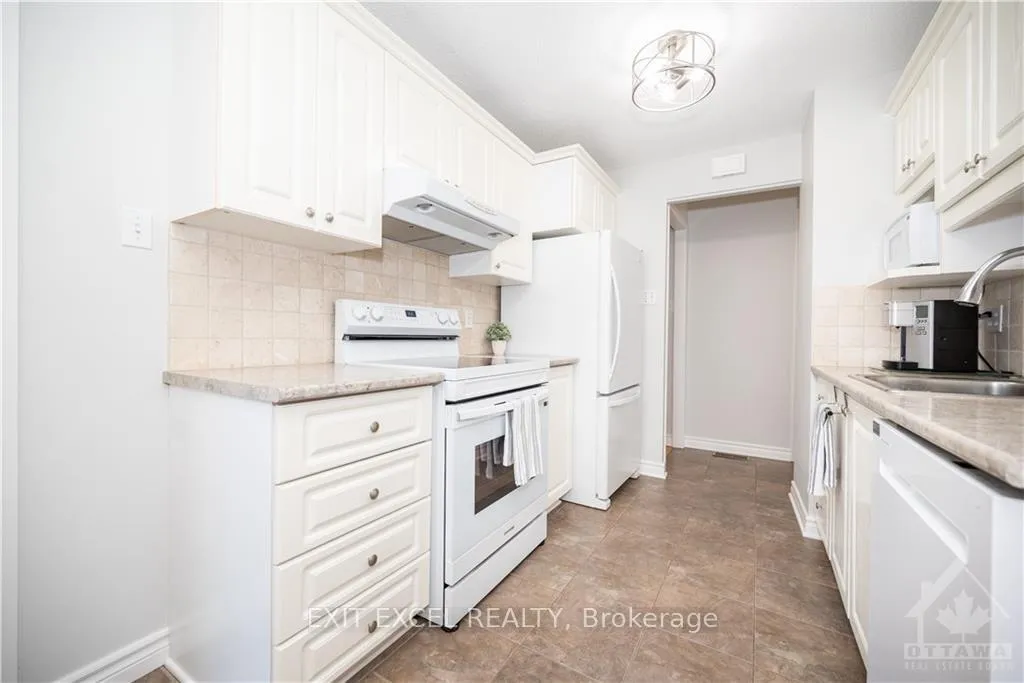 Photo 9 of 7858 Decarie Drive, Ottawa, Orleans Wood — HOMEH