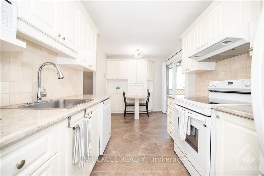Photo 10 of 7858 Decarie Drive, Ottawa, Orleans Wood — HOMEH