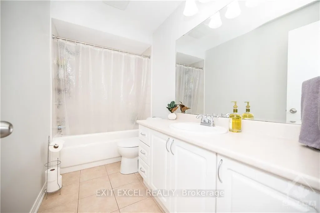 Photo 11 of 7858 Decarie Drive, Ottawa, Orleans Wood — HOMEH