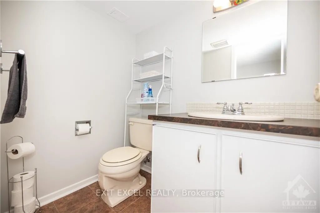 Photo 20 of 7858 Decarie Drive, Ottawa, Orleans Wood — HOMEH