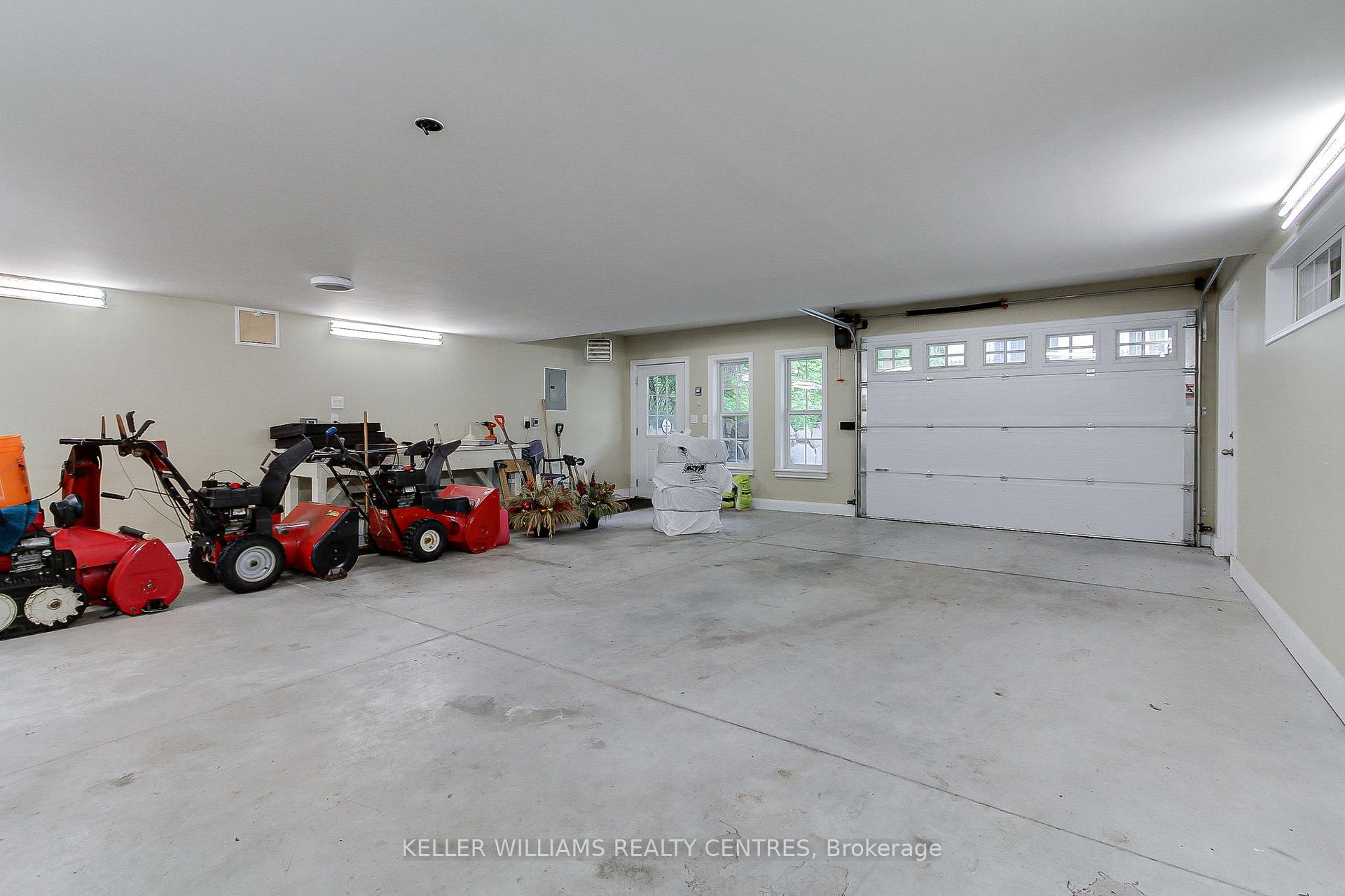Photo 47 of 490 Whitevale Road, Pickering, Rural Pickering — HOMEH