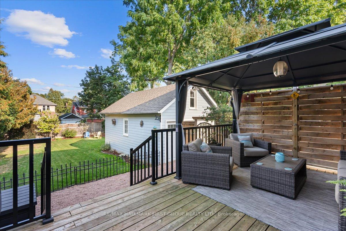 Photo 4 of 465 Masson Street, Oshawa, O'Neill — HOMEH