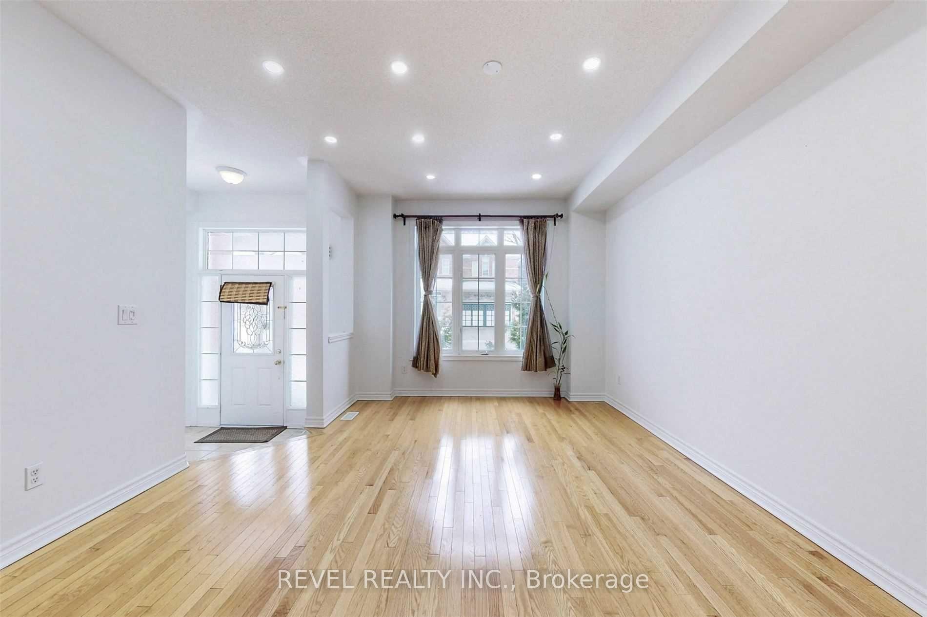 Photo 8 of 2448 Earl Grey Avenue, Pickering, Duffin Heights — HOMEH