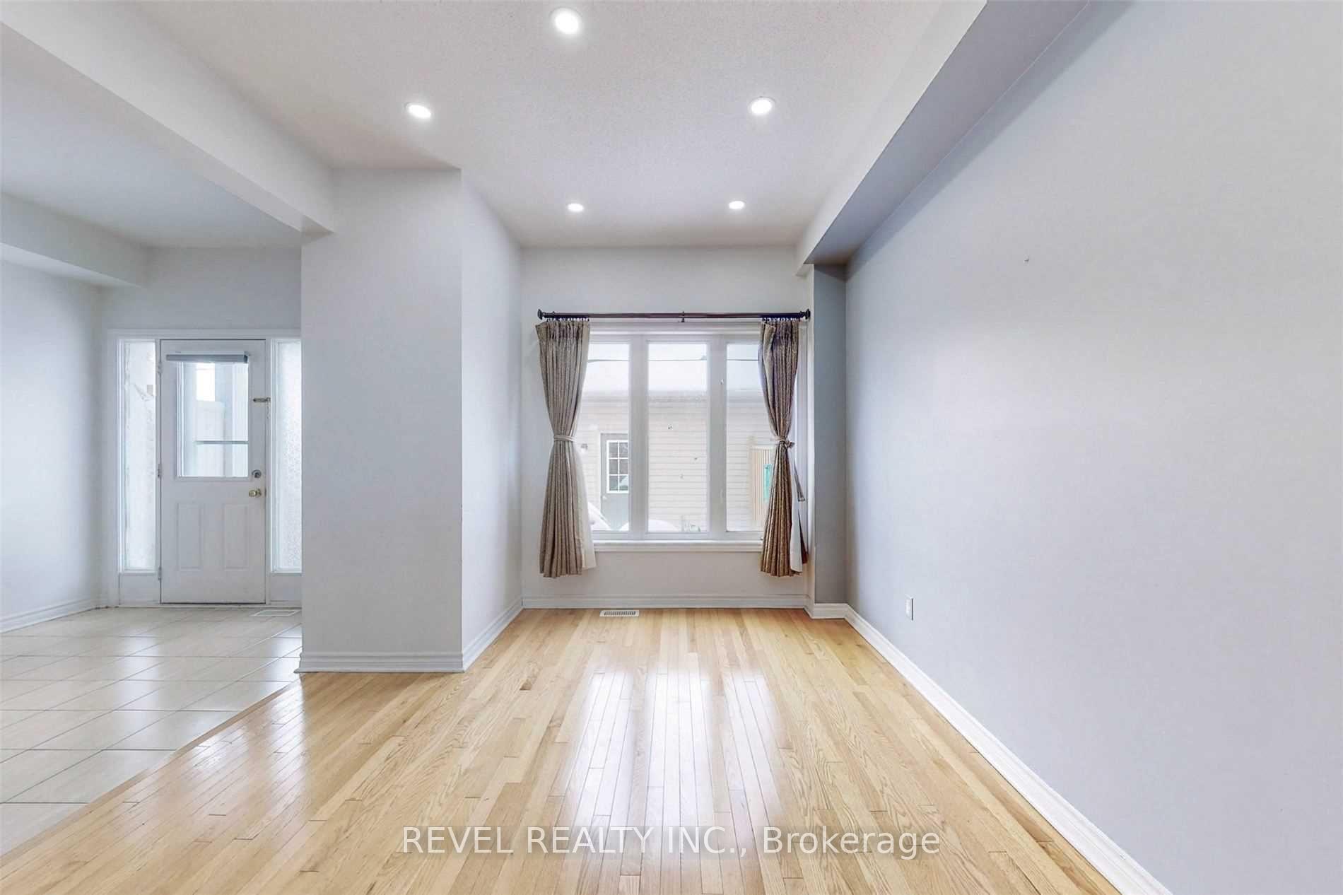 Photo 12 of 2448 Earl Grey Avenue, Pickering, Duffin Heights — HOMEH