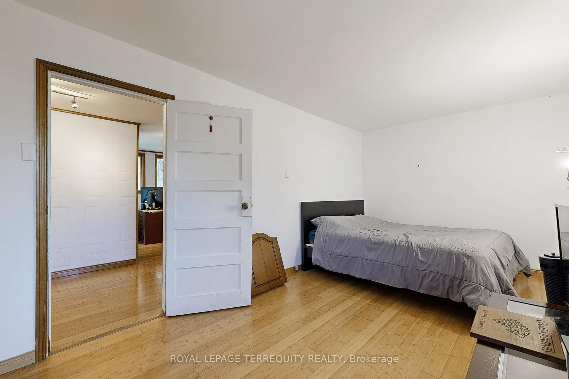 Photo 12 of 631 Annland Street, Pickering, Bay Ridges — HOMEH