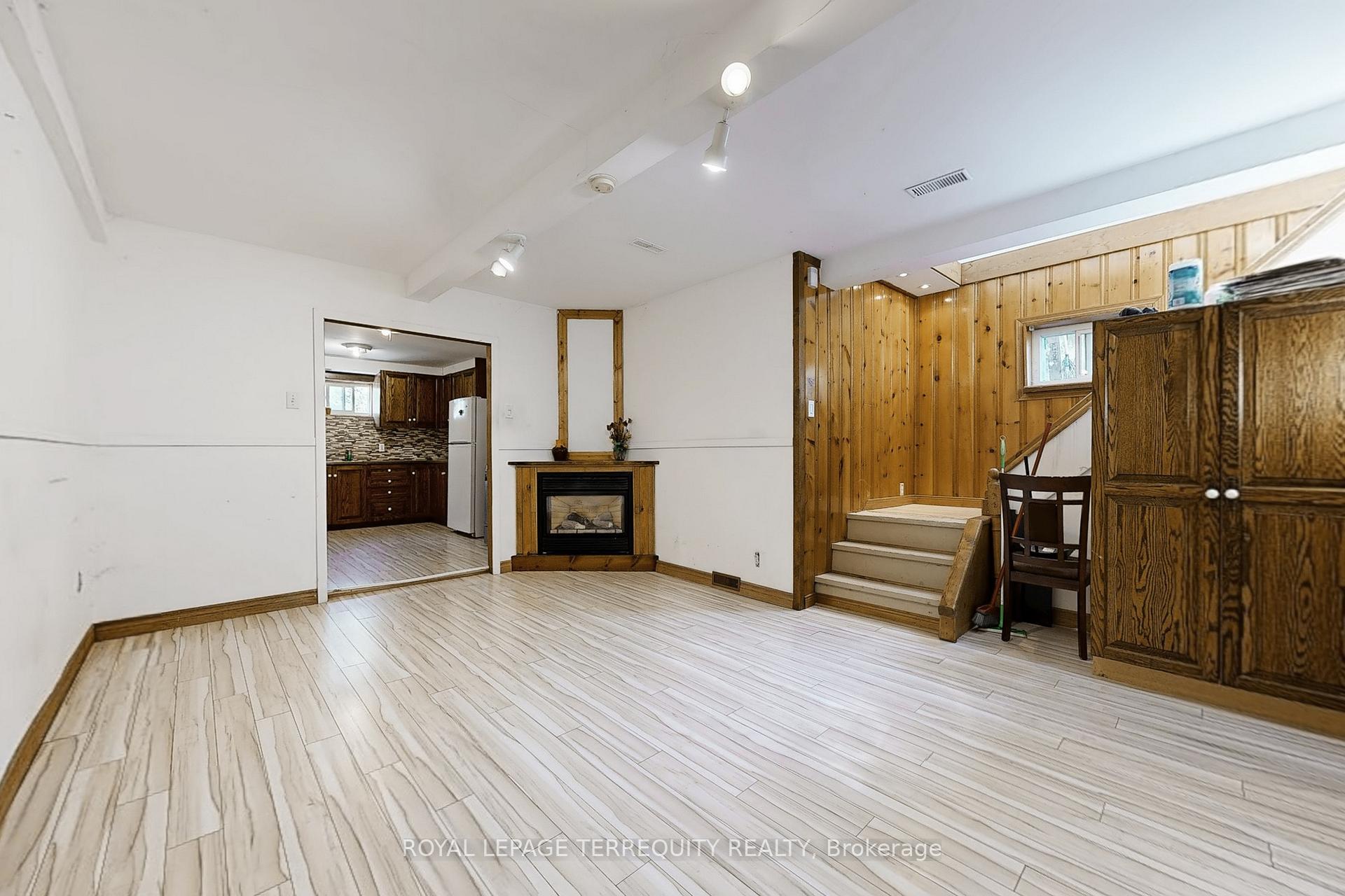 Photo 23 of 631 Annland Street, Pickering, Bay Ridges — HOMEH