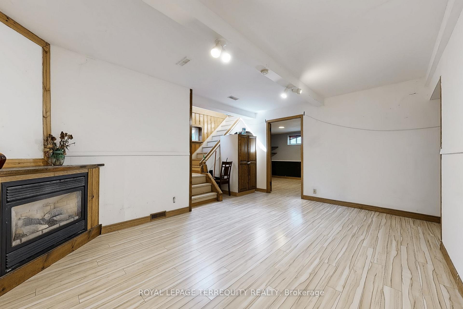 Photo 25 of 631 Annland Street, Pickering, Bay Ridges — HOMEH
