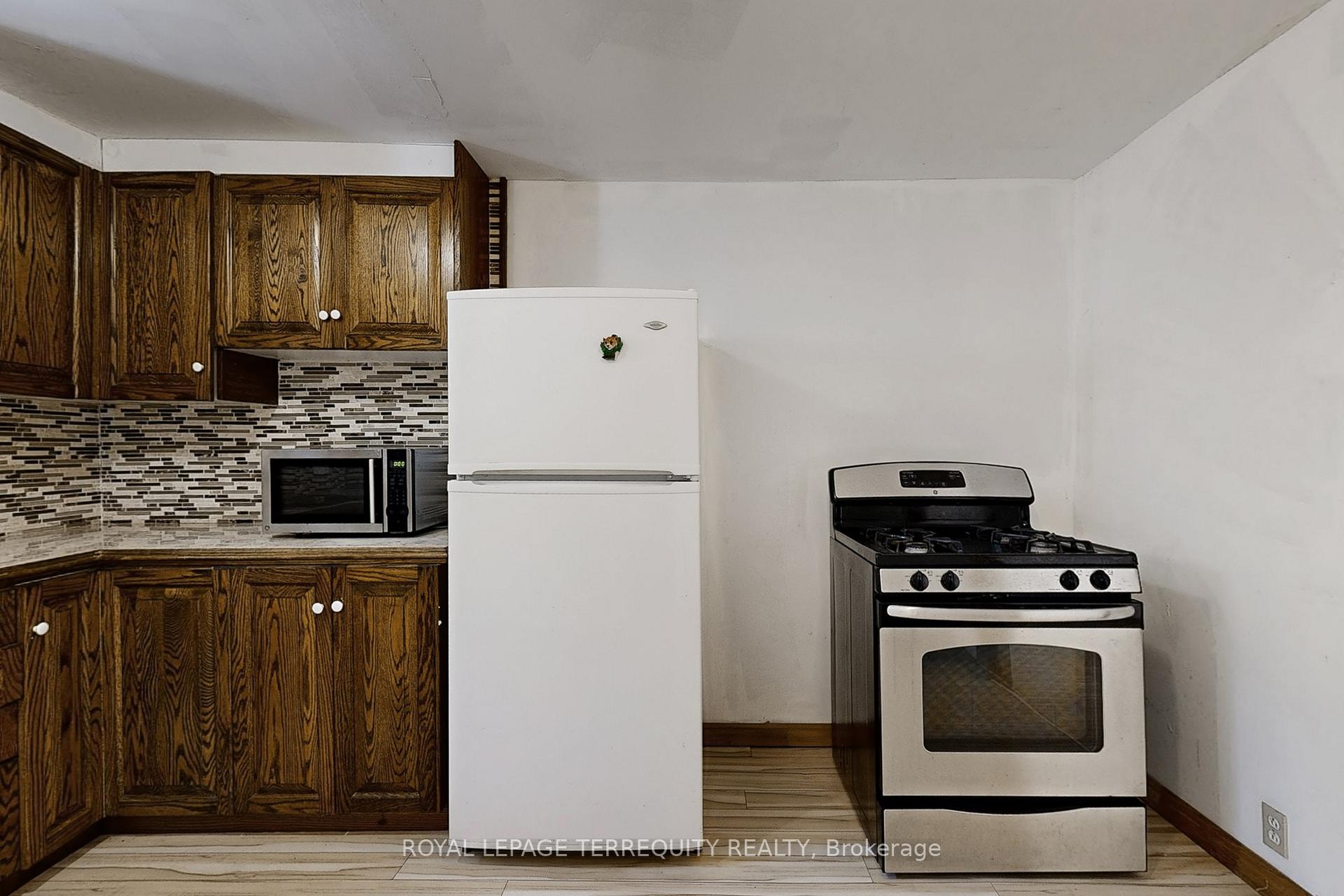 Photo 29 of 631 Annland Street, Pickering, Bay Ridges — HOMEH