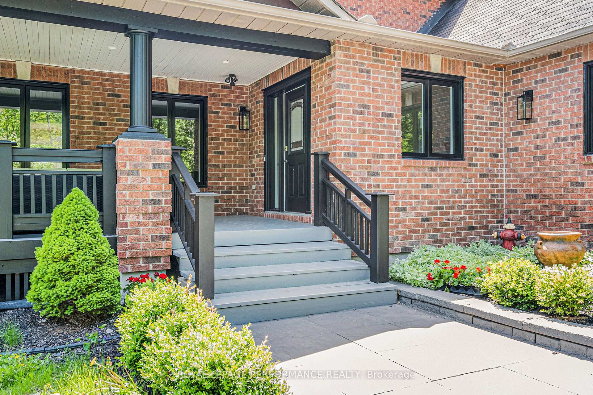 Photo 2 of 1630 Royal Orchard Drive, Ottawa, Cumberland Estates — HOMEH