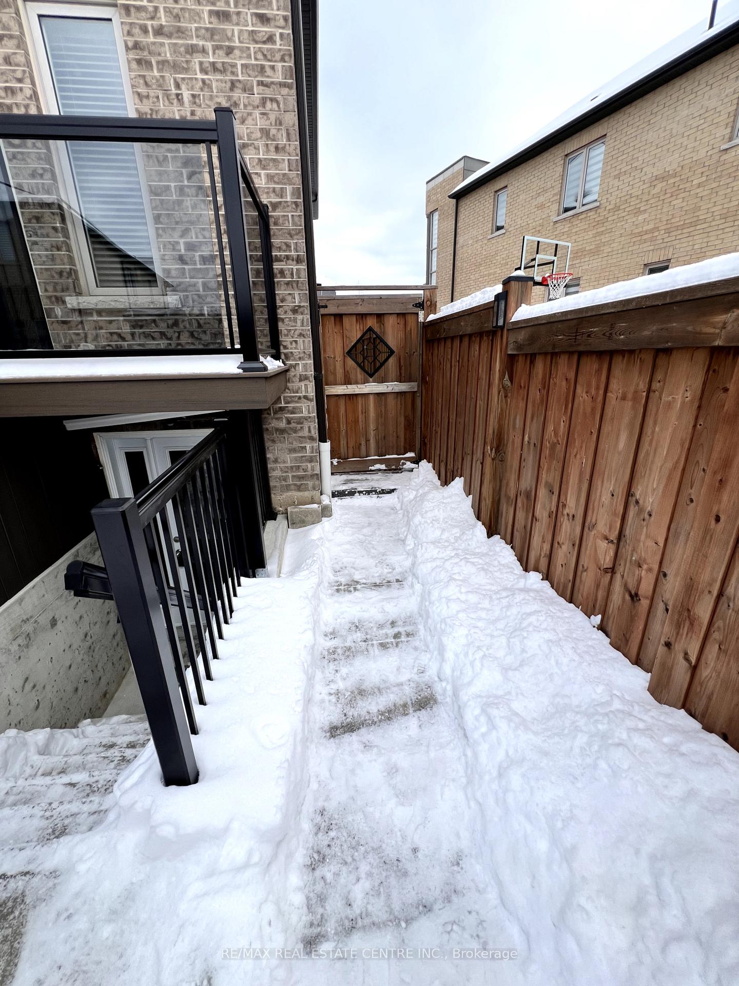 Photo 20 of Unit Basement, 660 Peacock Lane, Milton, Beaty — HOMEH