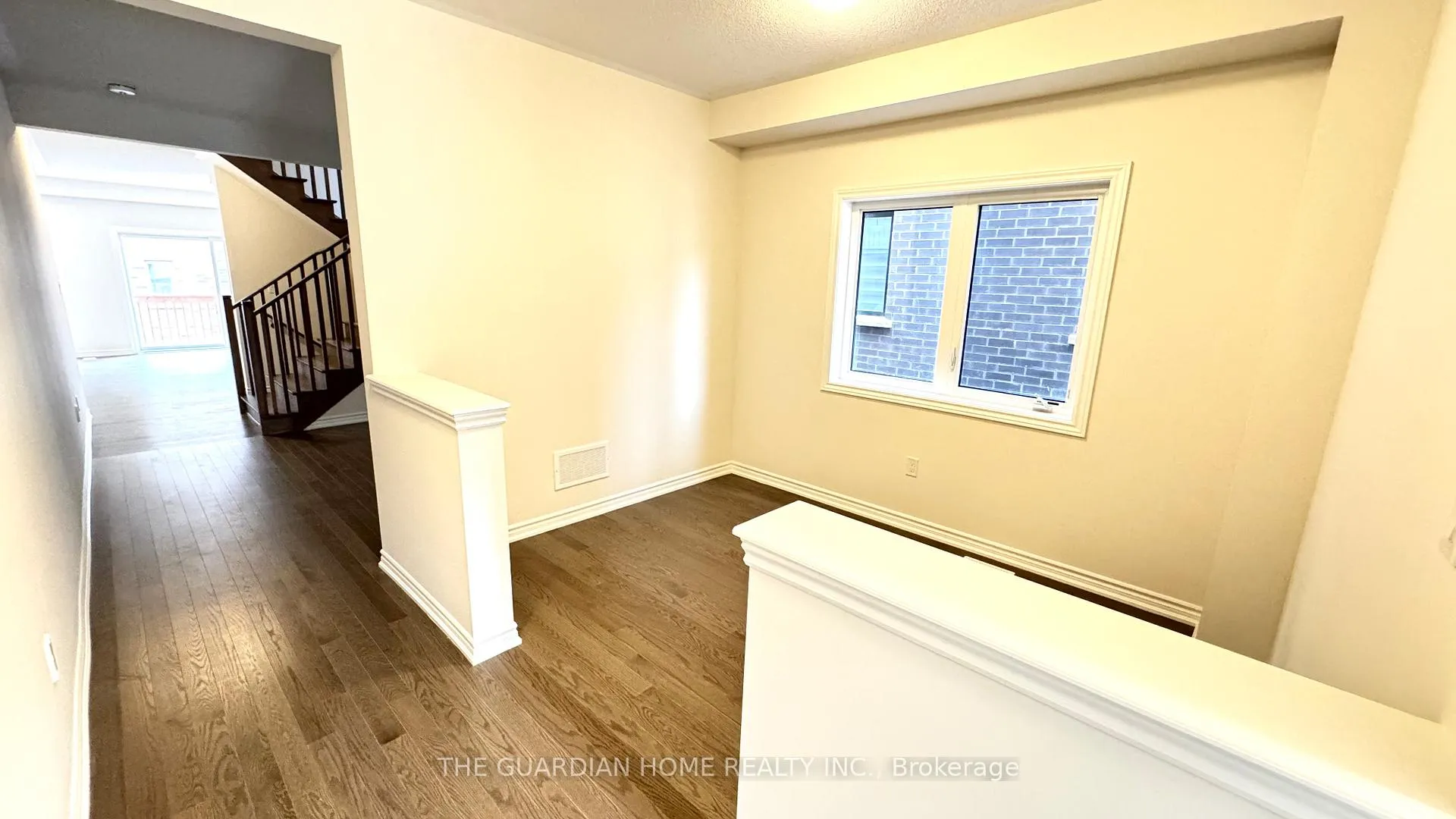 Photo 4 of 3059 Turtlecreek Place, Pickering, Rural Pickering — HOMEH